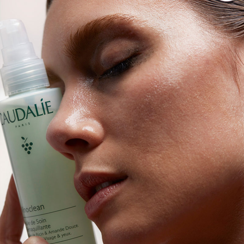 Caudalie – Vinoclean Make-Up Removing Cleansing Oil
